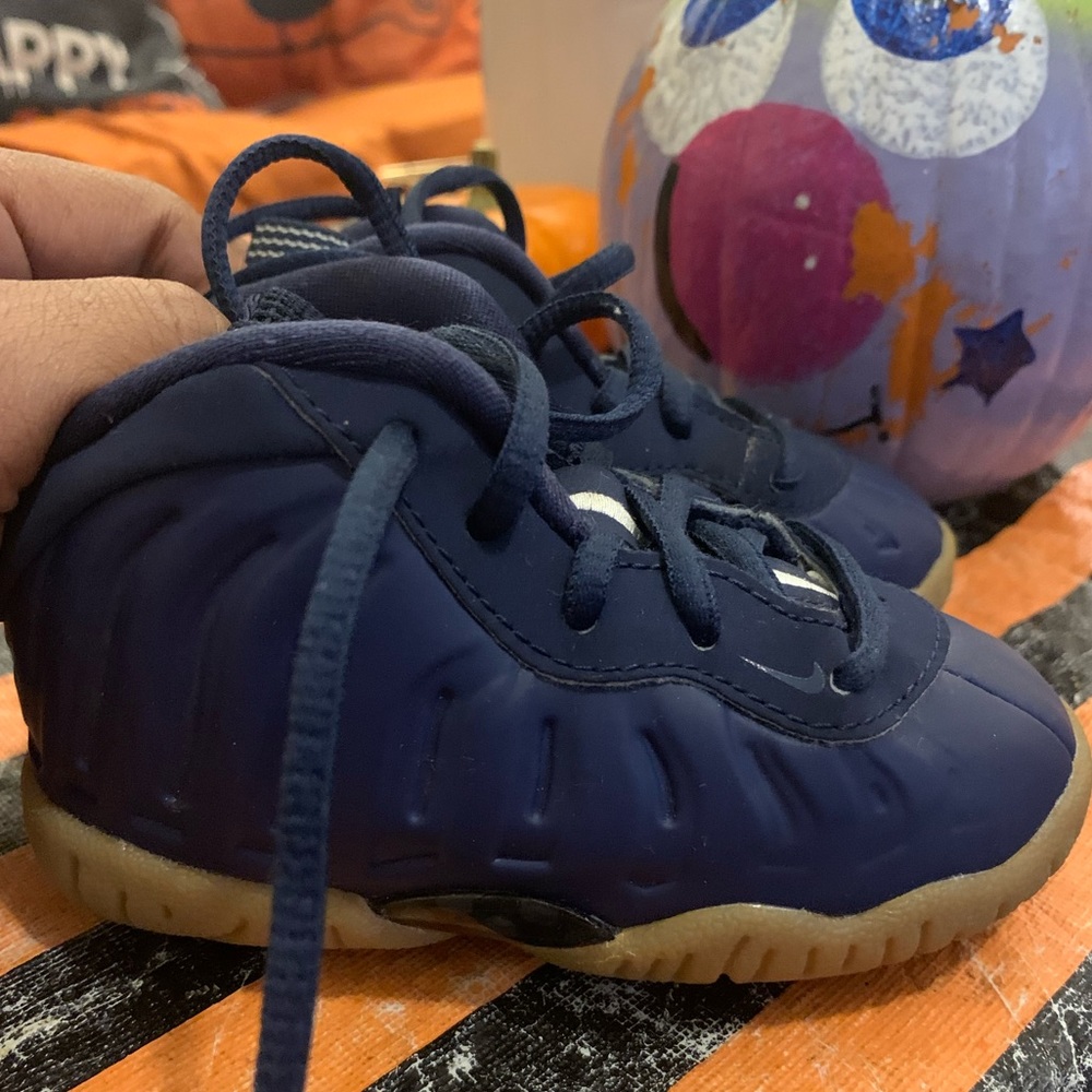 FOAMPOSITES - Picture 3 of 5